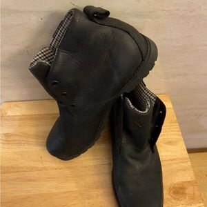 Columbia Omni-Tech Landroamer Scout Black Men's Leather Boots